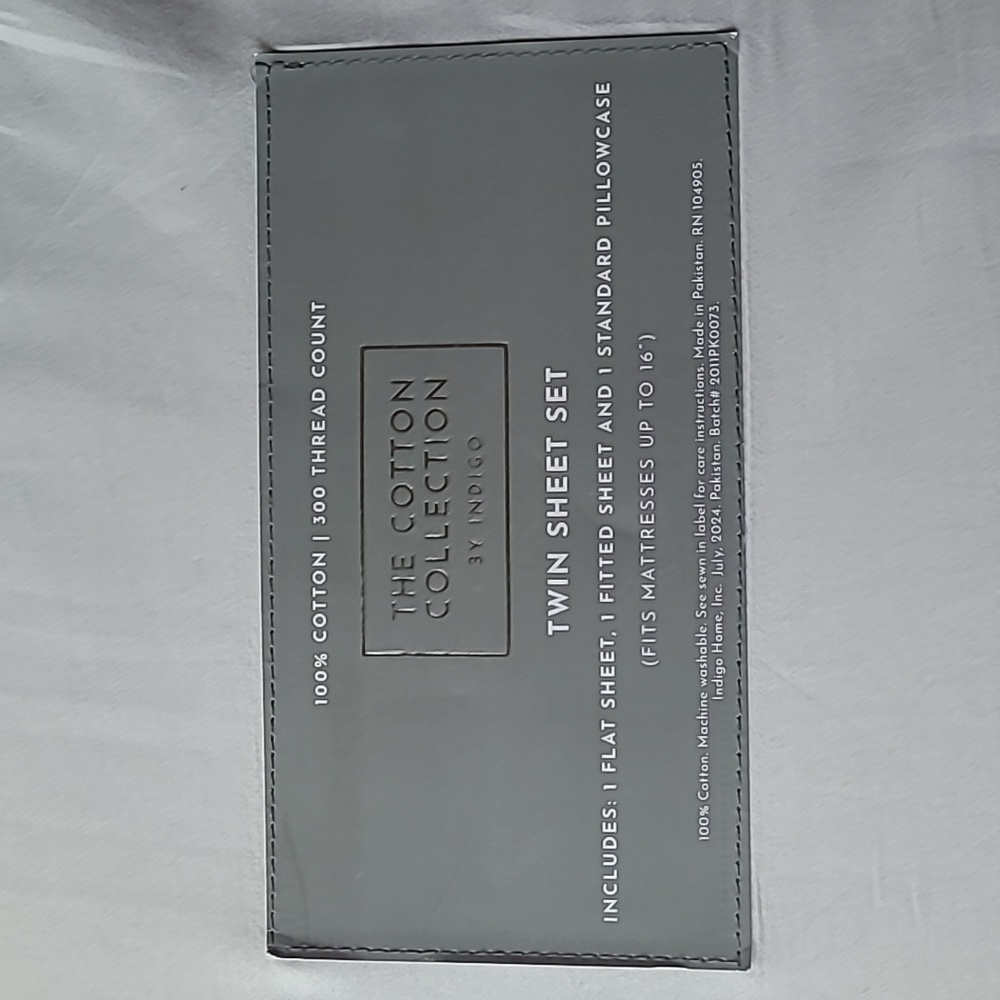 Twin Sheet Set - Picture 3 of 4